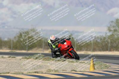 media/Nov-16-2025-Race Pace (Sun) [[8c5fa54630]]/Verified Riders/2-Turn 7 (945am)/